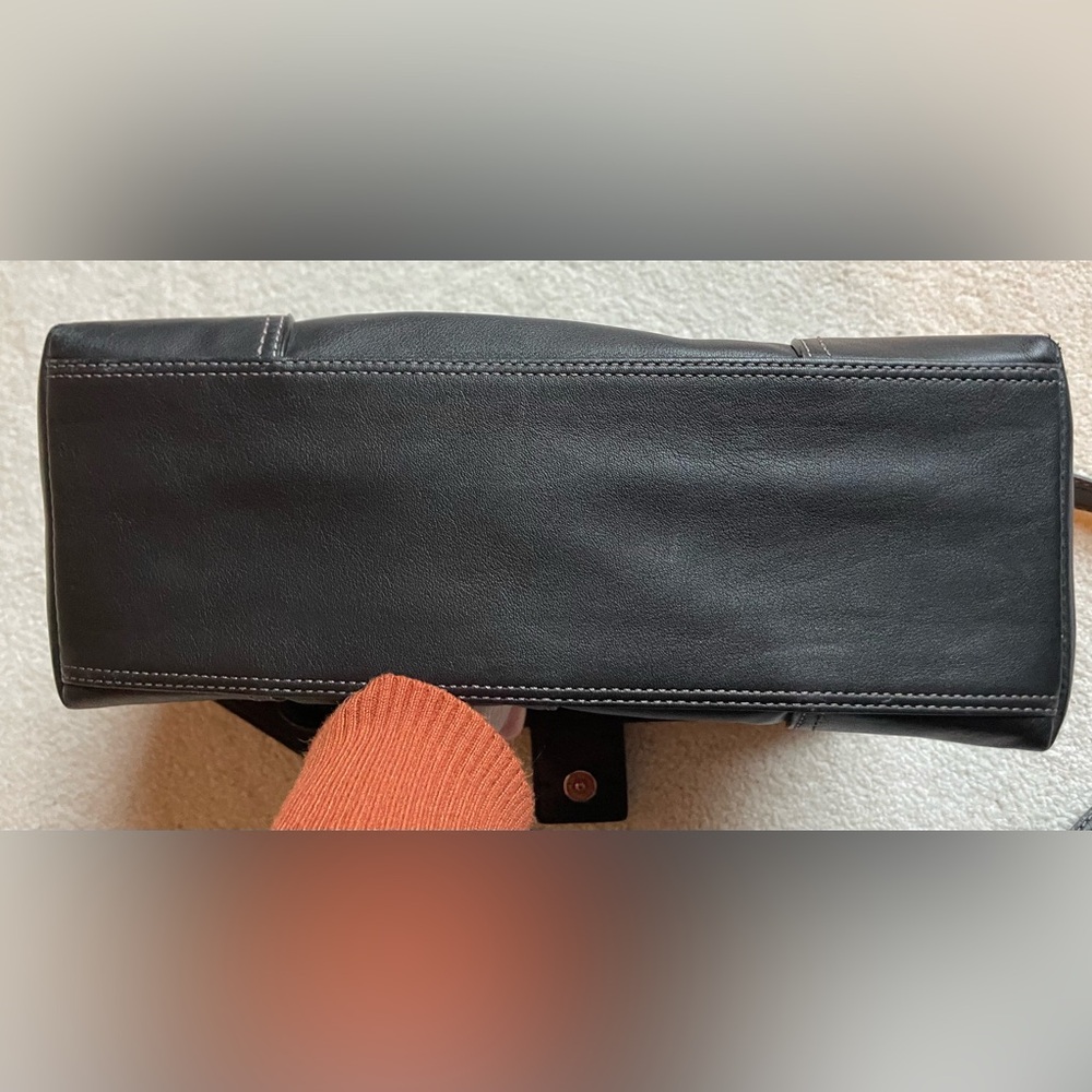 Coach Black Hampton flap leather crossbody - Picture 8 of 8